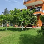 Donatos Apartments & Studios