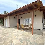 Felicity Seaside Retreat