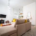 Keratsini 2 Bedroom 4 Pers Apart By Mps
