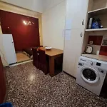 Αθηναϊκό Διαμέρισμα 6