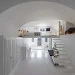 Dreams Luxury Suites
