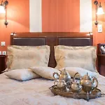Enavlion Hotel