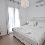 White Tinos Luxury Suites