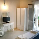 Loukia Studios & Suites
