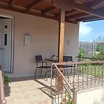 Christiana'S Cottage House Lygia