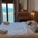 Alekas Parga Apartments