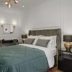 Praxitelous Luxury Suites