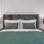 Praxitelous Luxury Suites