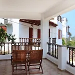 Ikaria Utopia - Cusco Studios