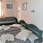 Joanna'S Rooms On The Beach