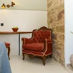 Voulamandis House