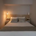 12 Keys Athens Apartments
