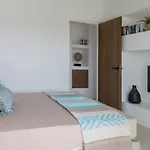 Hide Out Suites
