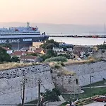 Chios Goldenview