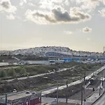 Nn Moschato Seaviews