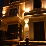 Casa Akrolithos