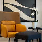 Bloom - Luxury 2-Bedroom Apartment In Athens