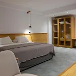 The Oak Hotel