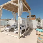 Kapris House