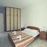 Efi & Zoi Apartments