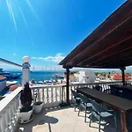 Hotel Holiday