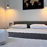 Ponti Bay Apartments