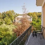 Naia House