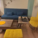 Floating, Cosy Studio 8' Walk From The Seaside