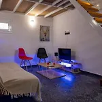 Loftliving 3 By Αττικο Νοσοκομειο