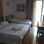 Hotel Ion