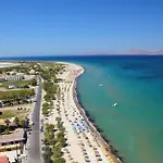 Tigaki Beach Hotel