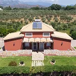 Spedion Villa - Near To Sea Villas With Heated Swimming Pool