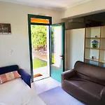 Nefeli'S Guest House
