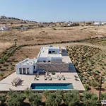 Bracket House Paros