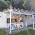 Kleopatra'S Apartment, Livadaki