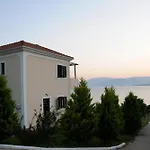 Emilios Villas