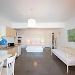 Anixi Lounge Suites - Adults Only