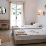 Amelia Rooms