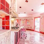 Paco'S Resort Barbie House