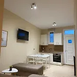 Fofi House