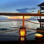 Sea U