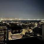 Modern Apt With Private Terrace In Piraeus