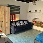 Symi Blue Studio