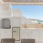 Deco Suites