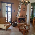 Alonaki Seafront Cottage