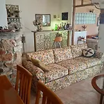Alonaki Seafront Cottage