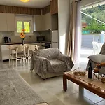 Kamena Home Apartment In Kamena Vourla