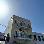 Near Piraiki Apartment