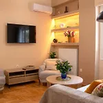 Apartment Of The Green Square