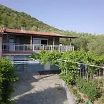 Villa Val Ammolofoi